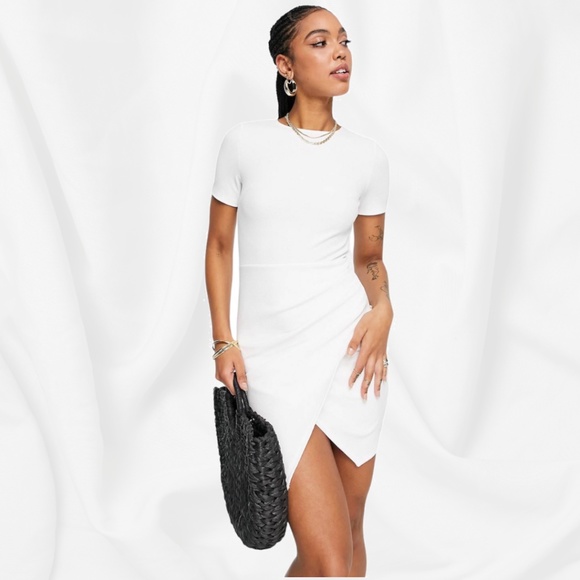 MISSGUIDED Women's Asymmetrical T-Shirt Dress in White (NWOT)│Size Small - Picture 1 of 17